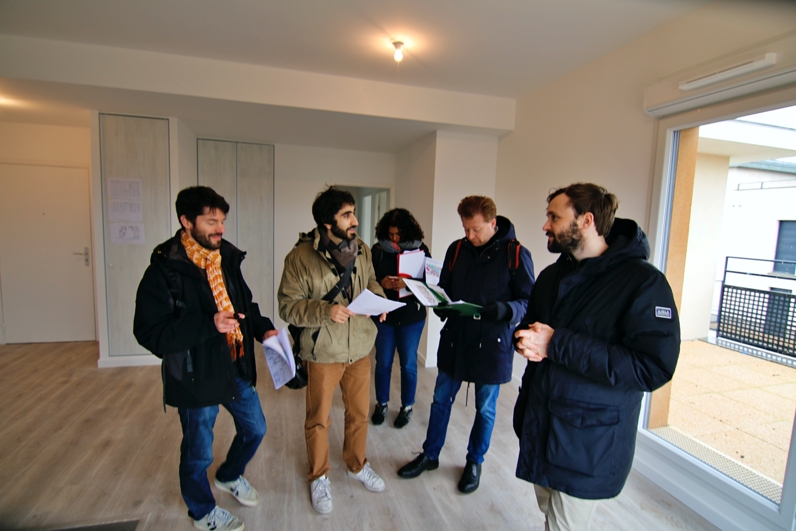 Visite d’un logement par les collaborateurs de GPA avec les conseillers du CAUE.