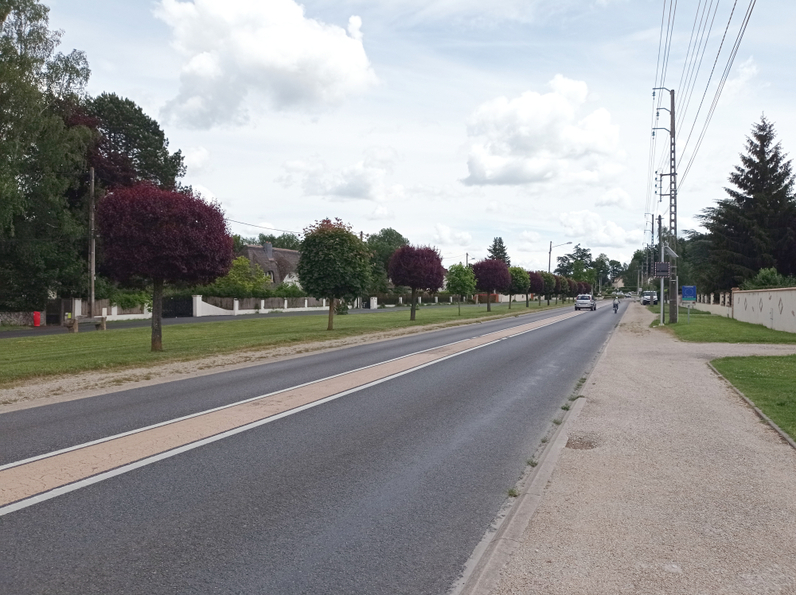 Afin de réduire la vitesse des automobilistes, la mairie d'Oncy-sur-Ecole souhaite repenser les mobilités douces sur sa Grande Rue.
