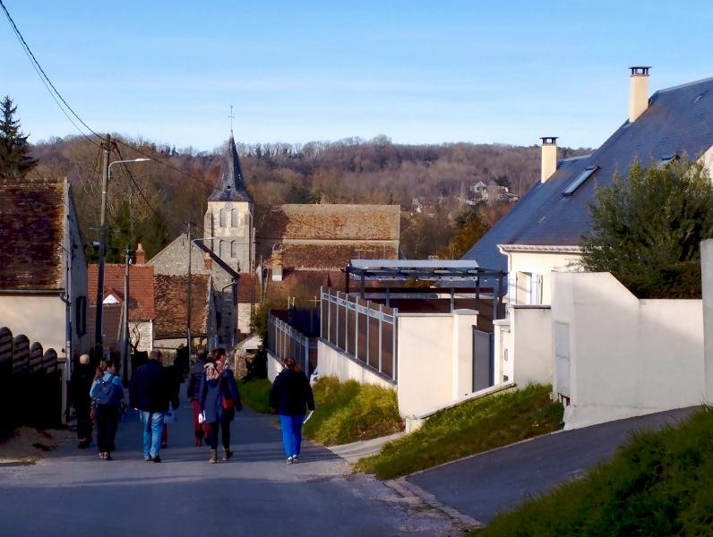 Le CAUE et l’équipe municipale se retrouvent sur le terrain pour l’atelier 1 : un diagnostic en marchant.