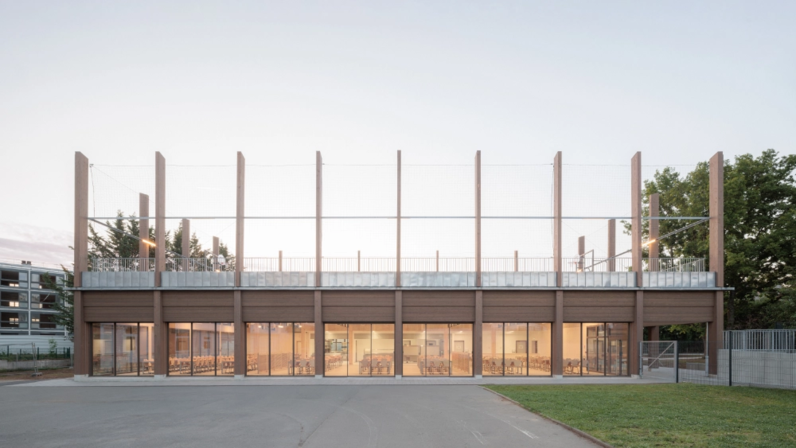 Cantine Oyapock - Vue Frontale depuis la cour