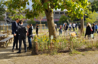 Un moment de convivialité organisé sur la place de la Résistance, pour présenter à tous, habitants, étudiants et partenaires, les nouveaux aménagements réalisés cette année.