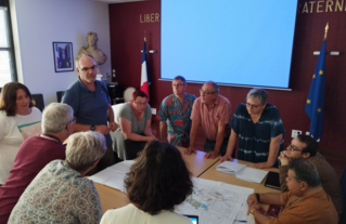 Atelier sur le centre-ville avec les élus, pour les préparer aux réflexions et scénarios possibles à mener dans le cadre du plan-guide Petites Villes de Demain.