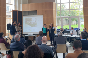 Présentation de la démarche de Paray-Vieille-Poste et Evry-Courcouronnes : Urbanisme Tactique et transitoire avec Nathalie Lallier, Maire de Paray-Vieille-Poste, Théo Cabrero, Chargé de projet ENSIIE, Cécile Besnard, Architecte conseiller et Anouk Degorce, Designer au CAUE91.