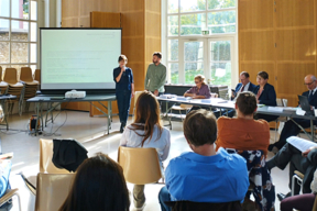 Présentation de la démarche menée par le CAUE91 avec la commune d'Étiolles. Trame verte et bleue et cimetière : médiation biodiversité/paysage/Espace naturel