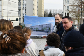 Avec l’architecte de Form’architecture et l’entreprise Léon Grosse, comparaison de l’existant et du projet.