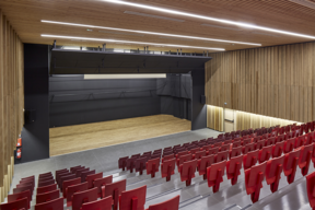 Opération de restructuration partielle et d'extension du lycée Robert Doisneau à Corbeil-Essonnes.